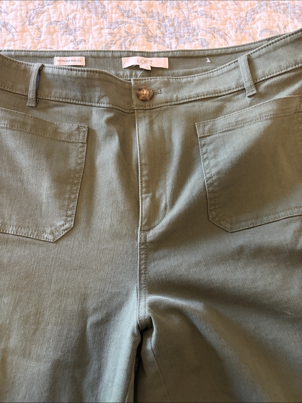 LOFT Olive Green Front-Pocket Trousers
